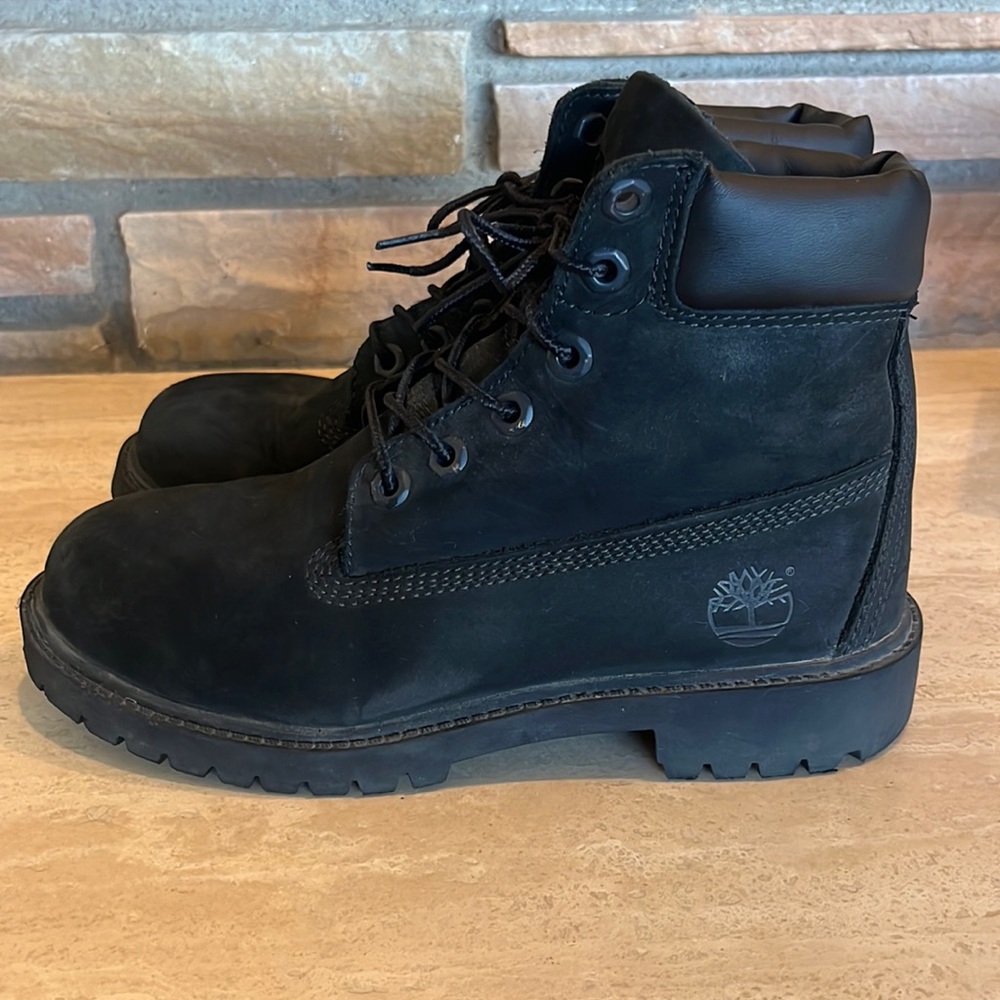 Timberland black kids boots